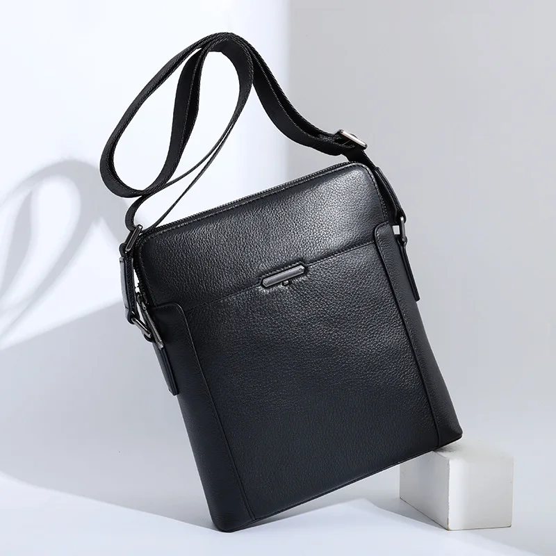Me's Crossbody Large Capacity Busiess Commutig Simple Messeger Bag Men Leather Top Layer Cowhide Fashio Backpack Sigle Shoulder