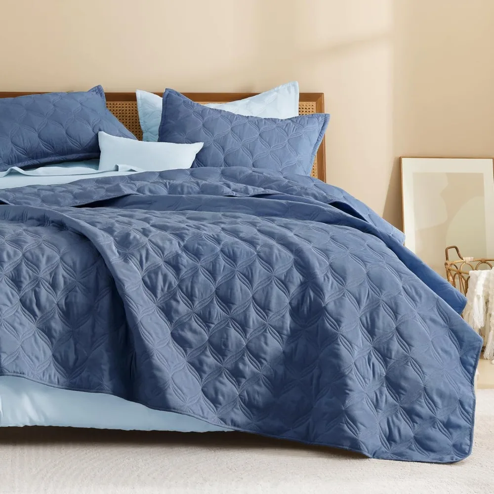

Ocean Blue Super King Size Quilt Bedding Set, 128x120 Inches, Lightweight Comforter Bedspread