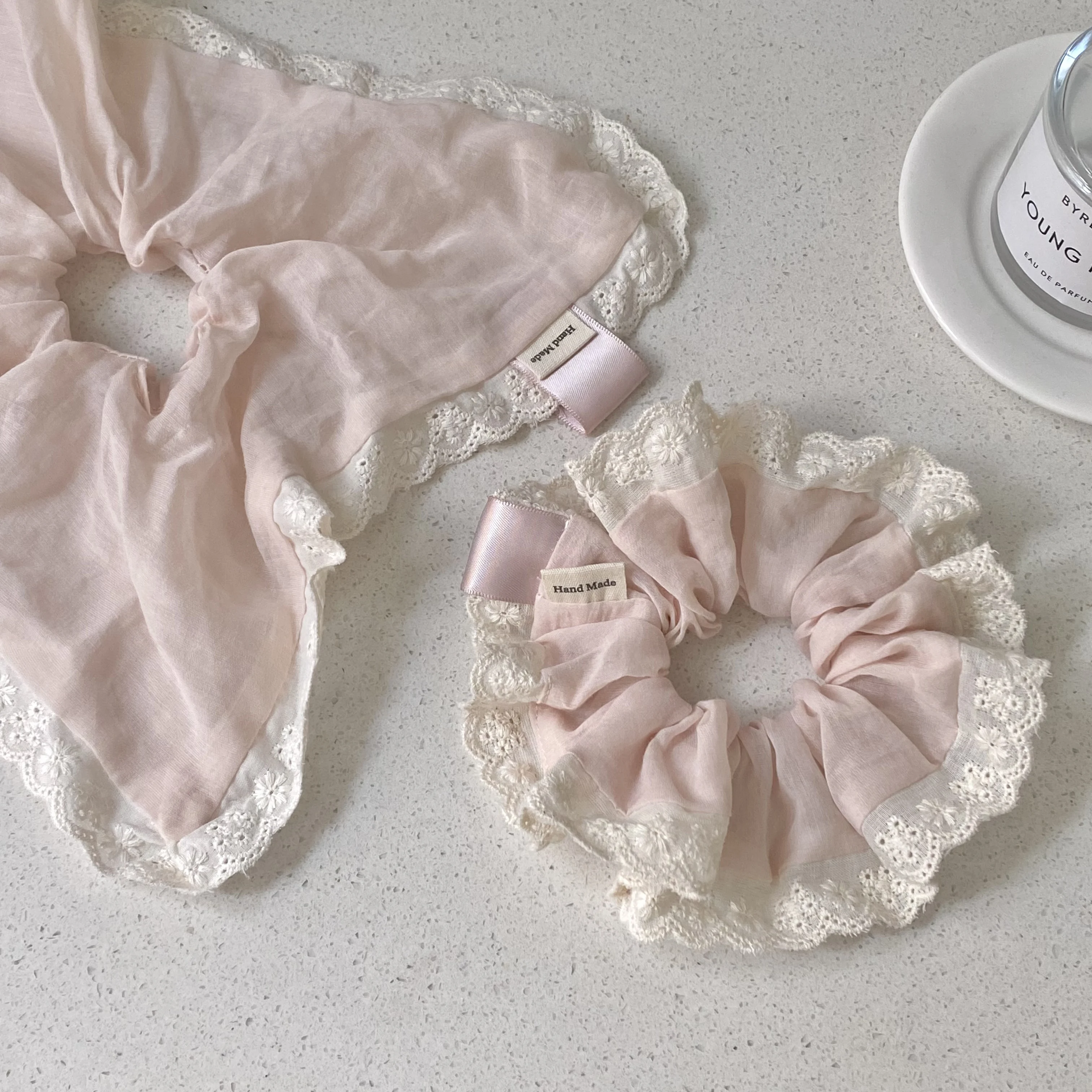 

Soft pink gentle lace lace large intestine scrunchie sweet girl's heart square scarf temperament ponytail hair accessories