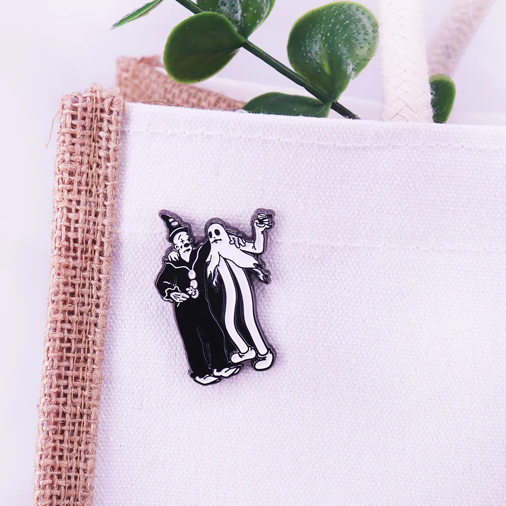 Ghostemane Cartoon Dark Retro Cartoon Clown Ghost Brooch Halloween Pin