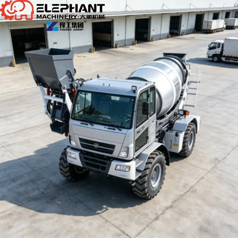 Mobile Diesel Self-Loading Cement Mixer Truck, Industrial Construction Machinery With Complete Motor Bearing Gearbox