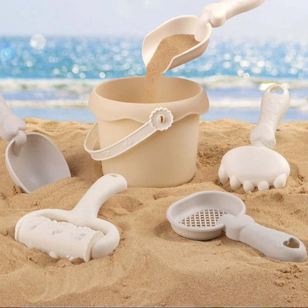 1 Set Shovel Water Game Portable Beach Sand Play Toys Lightweight Cartoon Beach Bucket Toys Funny ABS Beach Play Toys Summer