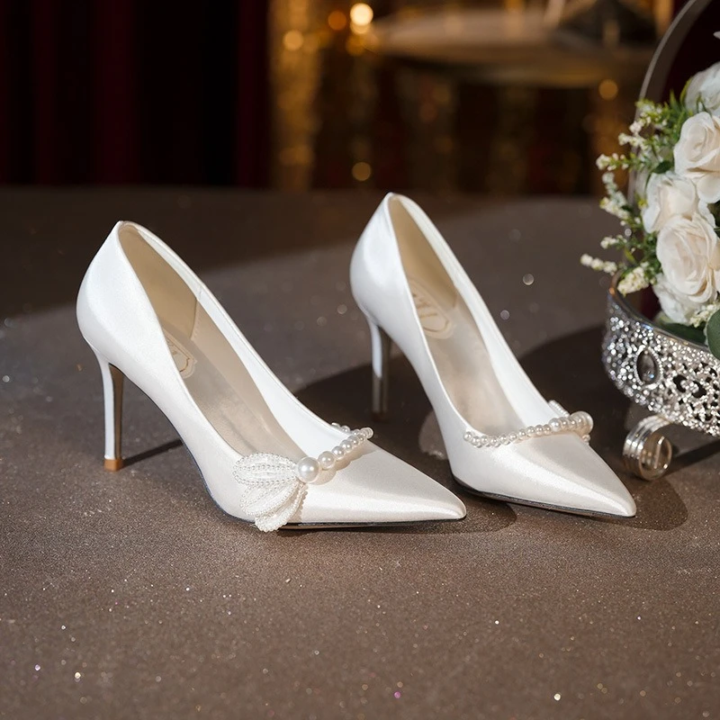 

Classic Women Wedding Shoes Luxury Imitation Pearl High Heels for Woman French Romantic Casual Shoe Designer Shoes Zapatos Mujer