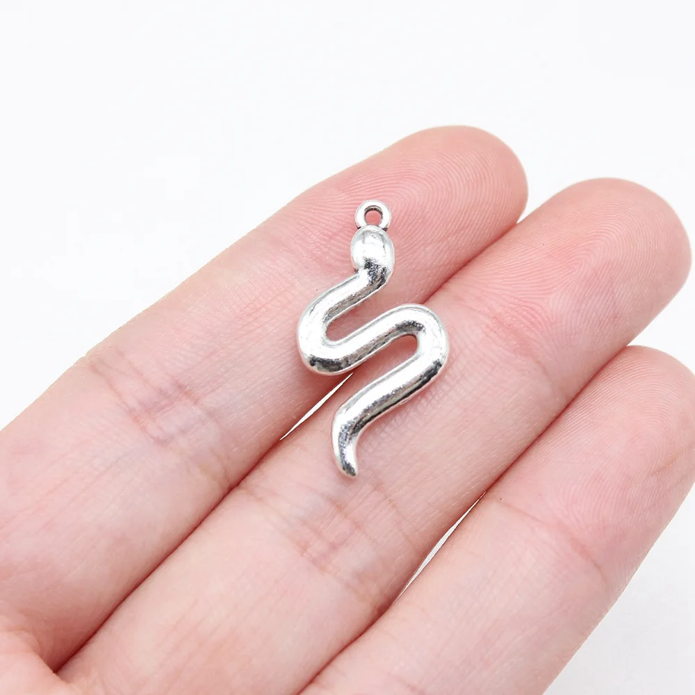 20pcs/lot 24x13mm snake Charms For Jewelry Making Antique Silver Color 0.94x0.51inch