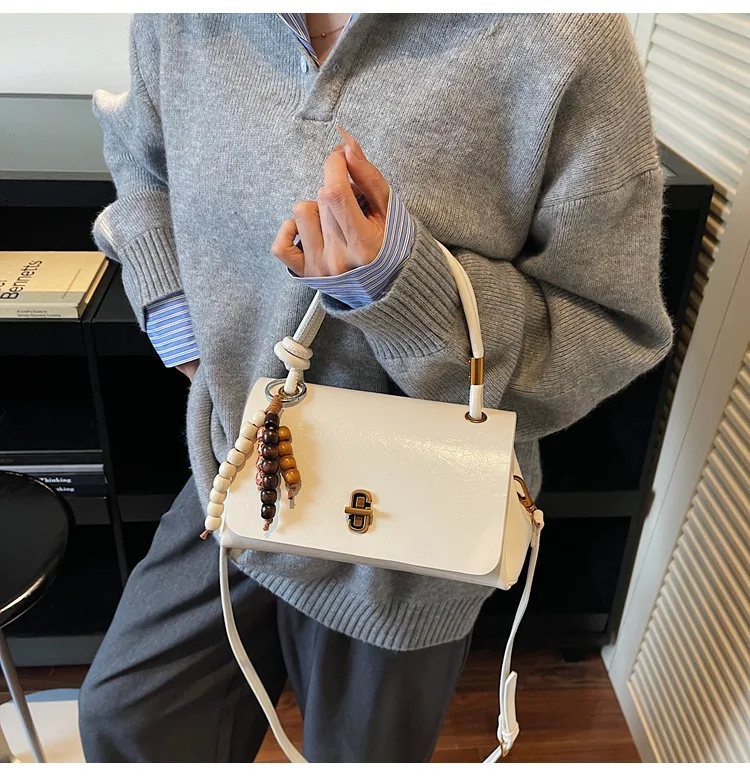 2025 트렌디 여성 크로스바디 백 레트로 소프트 PU 가죽 작은 사각 메신저 백 조절 가능한 스트랩 일상 캐주얼 오피스용