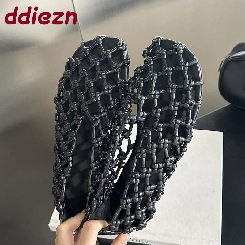 Big Size 43 Fashion Hollow Breathable Women Flats Sandals Slip On Shoes Footwear Female Shallow Ladies Flats Sandals Mules Shoes view 3