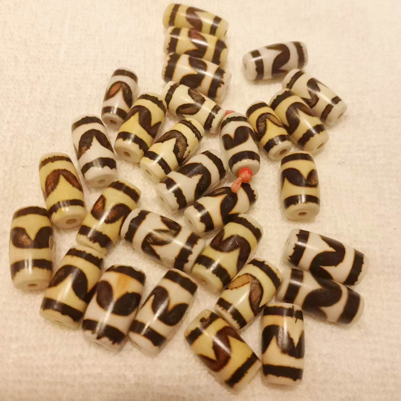 5pcs Special Offer Top quality fine Tiger tooth 12*22.5mm Tibetan Dzi Beads DIY Amulet pendant Necklaces for Jewelry making