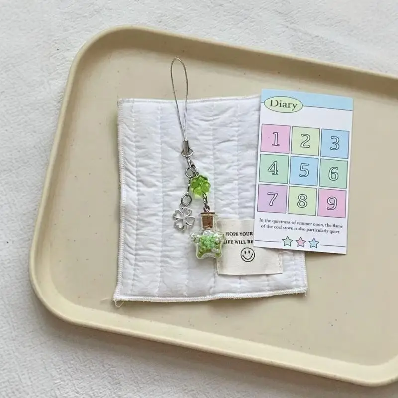 سحر الموضة محظوظ أربع أوراق البرسيم متمنيا زجاجة مطرز قلادة هاتف حلية عصرية الهاتف الخليوي كيرينغ حزام الحبل