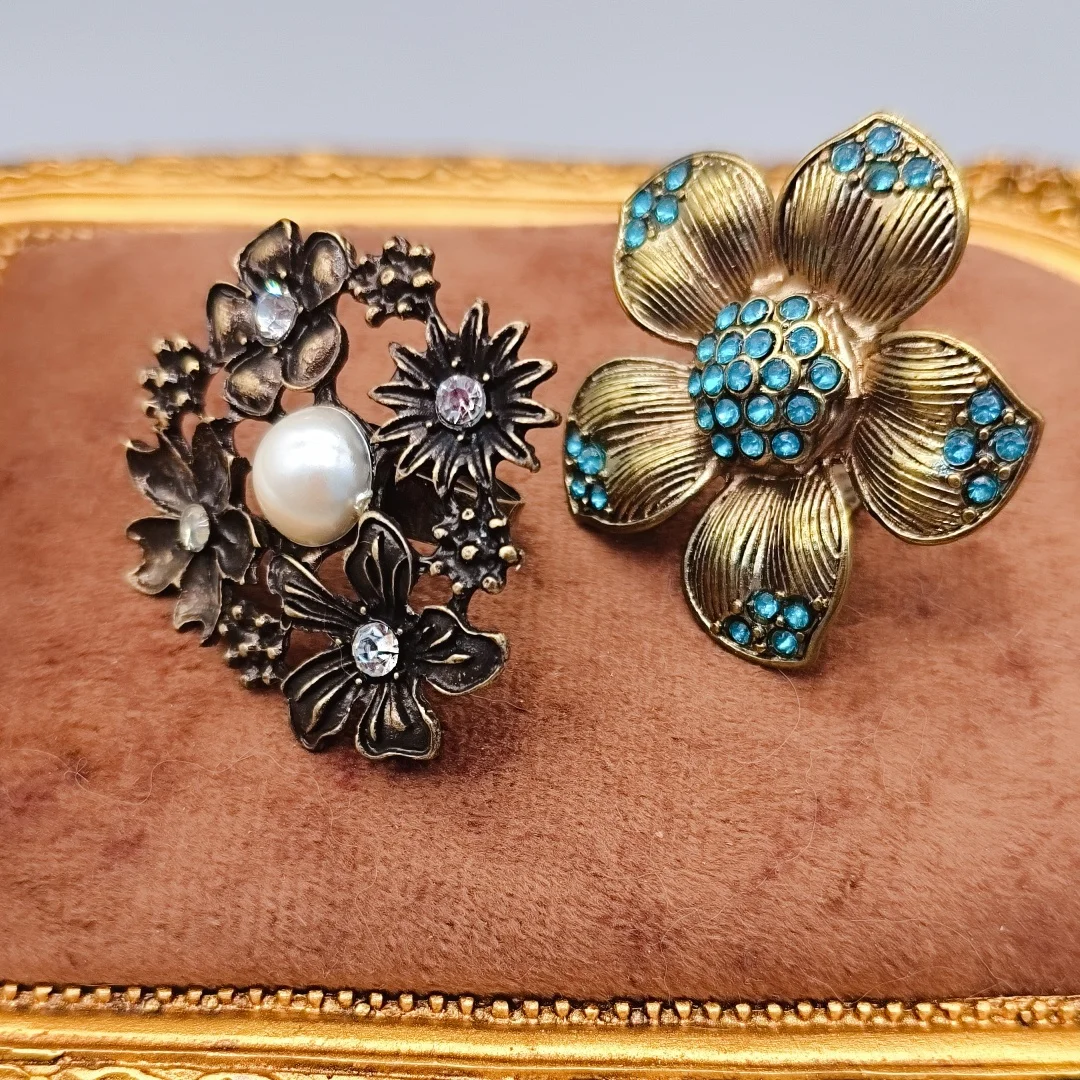 Retro Flower Blue Glass Diamond Open Ring Vintage Antique Finish Adjustable Open Ring Retro Distressed Metal Finger Jewelry 011