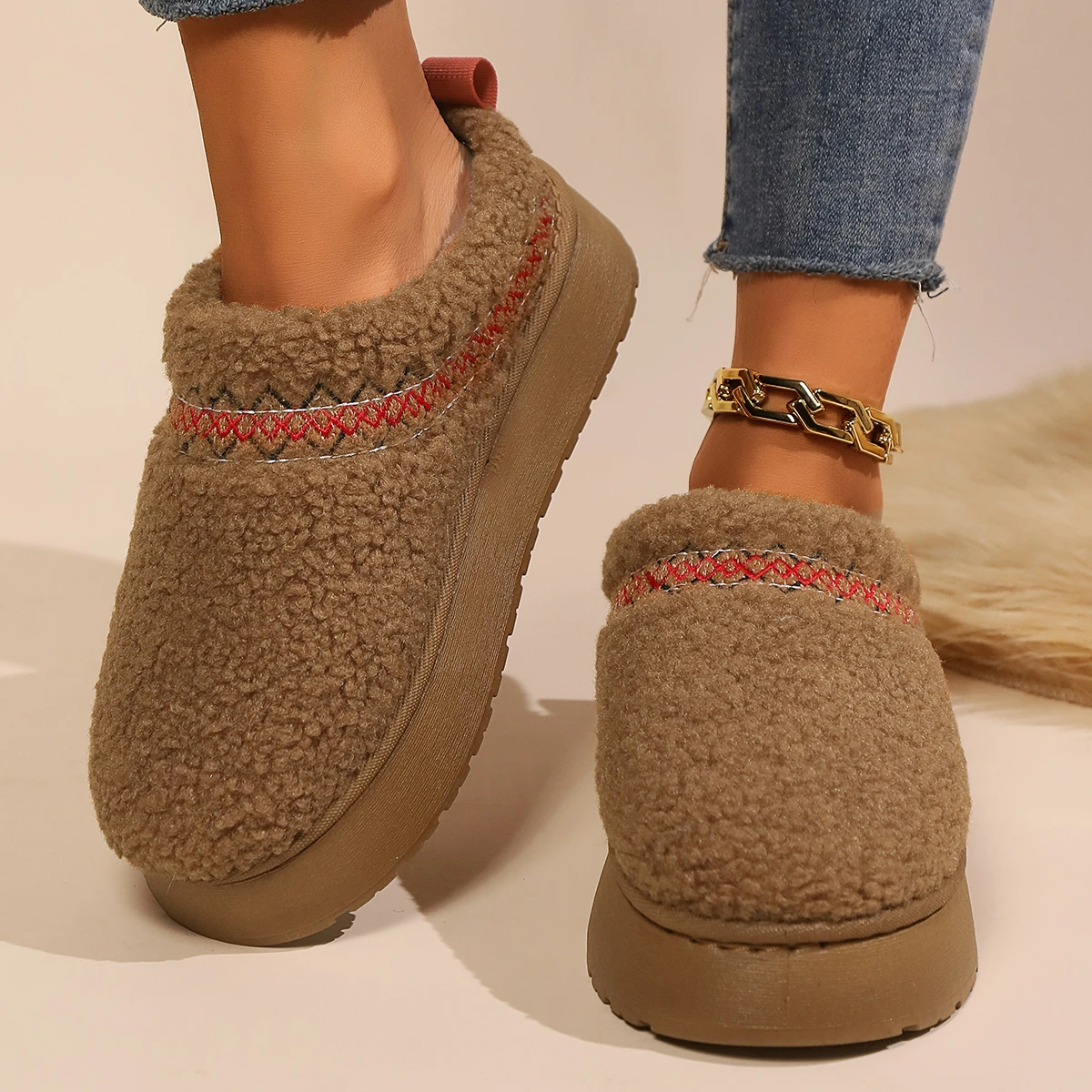 2024 neue Damen Woll pantoffeln warme Plattform Wolle Low-Top-Schneeschuhe Hausschuhe Damen Outdoor Anti-Rutsch-Stiefel Schuhe für Frauen