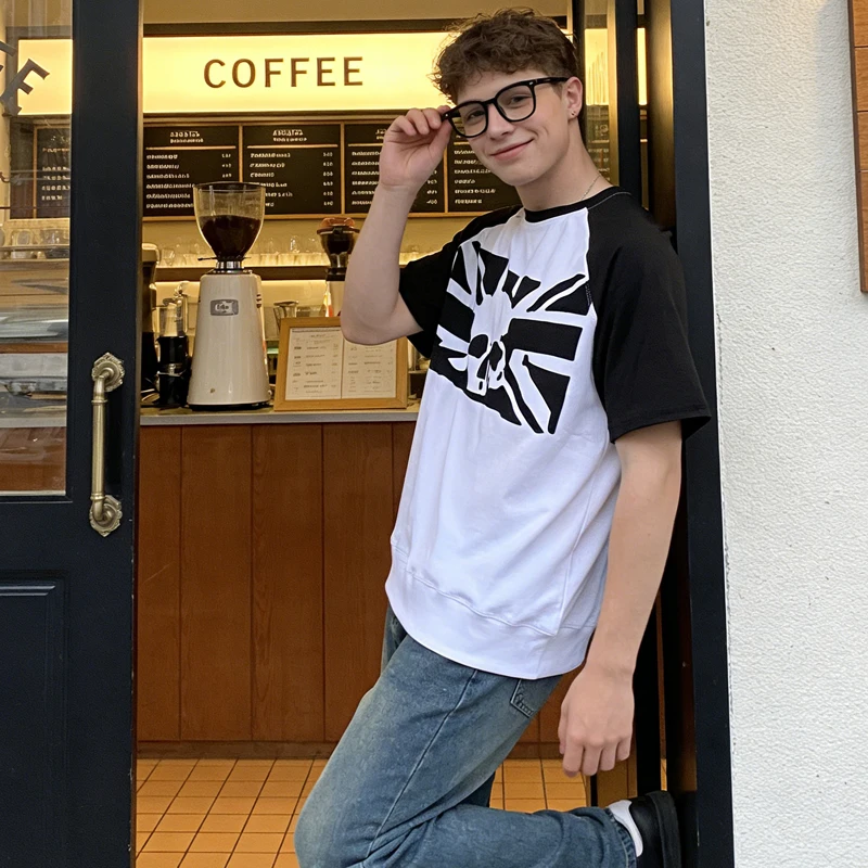 

2026 Summer New American Retro Trendy T-shirt Skull Print Fashion Street Hip Hop Fashion Men's and Women's Casual Top