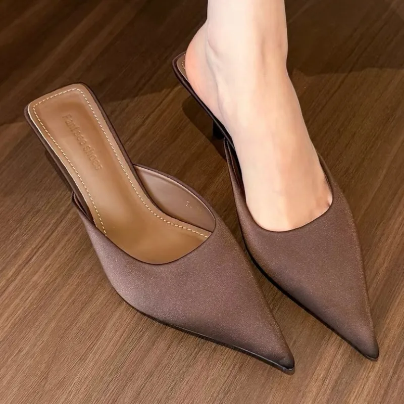 شباشب نسائية ربيعية جديدة مثيرة موديل 2025 بمقدمة مدببة ومصممة للمشي في الهواء الطلق شباشب مريحة بفم ضحل مقاس كبير #5