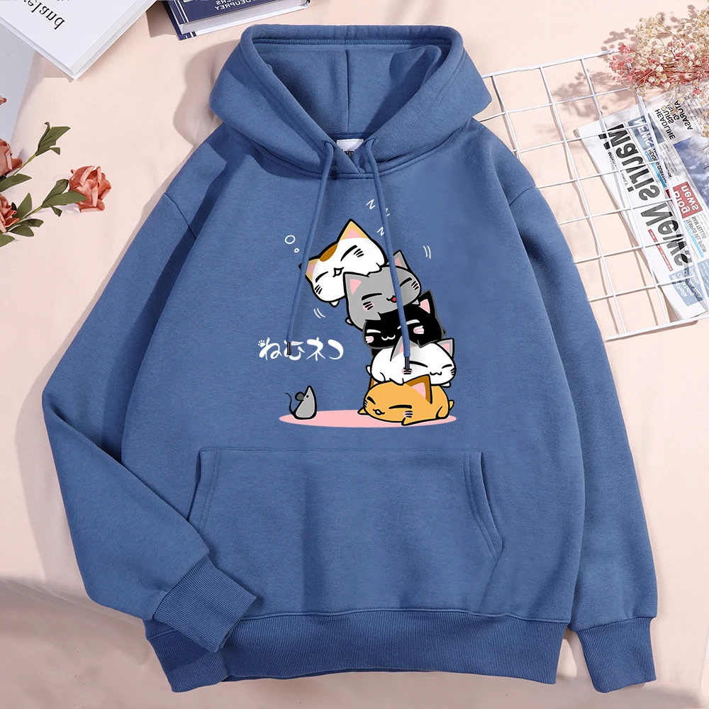 Cute Stacked Cats Sleeping Don\'T See The Mouse Hoody Men Women Fashion Crewneck Clothing Cute Hoodies Street Loose Sweatshirt