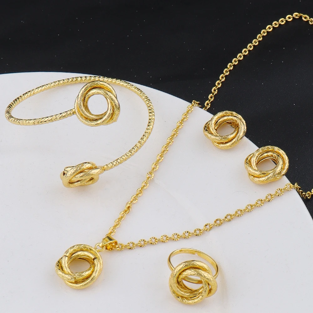 

4Pcs/Set Gold Color Interlocking Circles Roman Numbers Jewelry Sets Stainless Steel Necklace Bracelet Earrings Ring Design Sens
