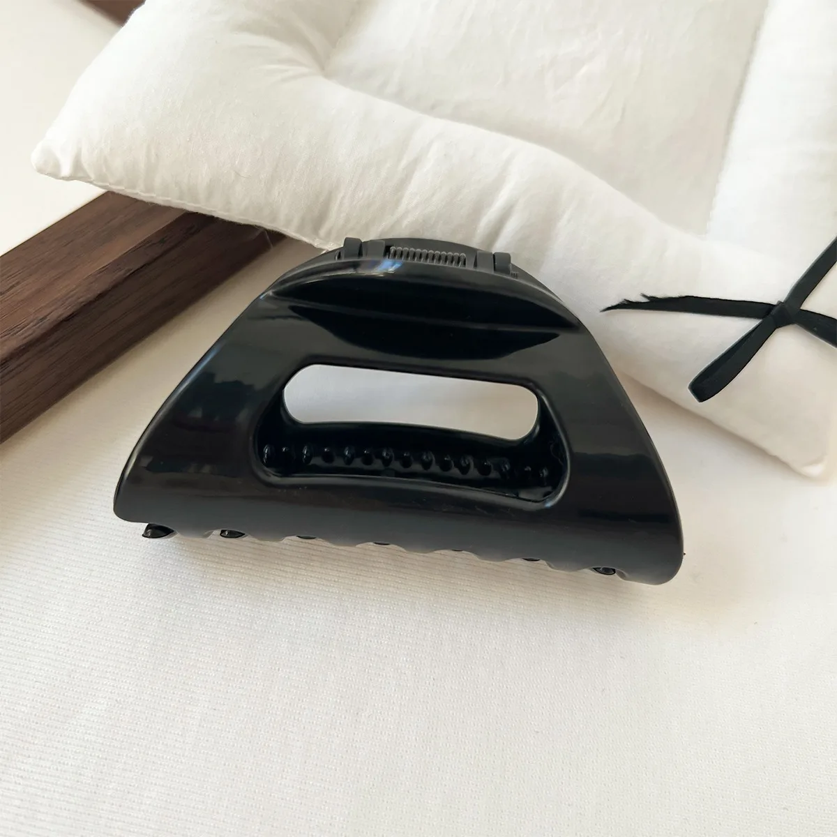 

Зажим для инструментов для укладки, легко чистящаяся однотонная заколка для волос, высококачественный модный аксессуар для волос, универсальная женская заколка для волос на спине для учебы