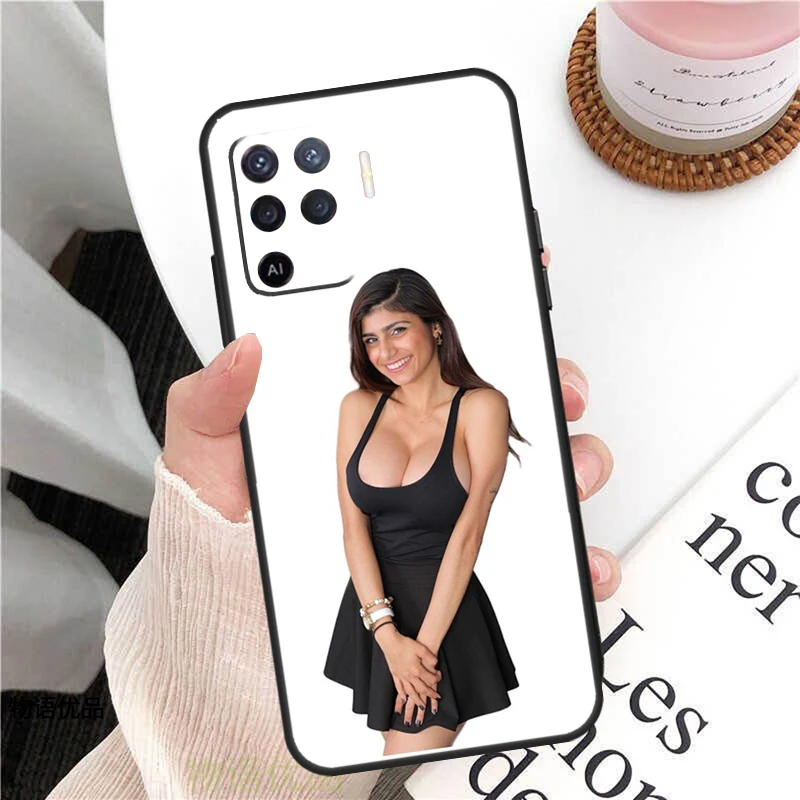 Sexy Schönes Mädchen Mia Khalifa Hülle für Oppo A98 A58 A78 A18 A38 A60 A80 A40 A77 A57 A17 A74 A54 A94 A96 A76 A16 A15 A5 Pro