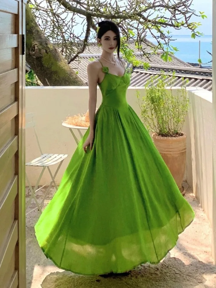 

Summer Beautiful Waist Cinched Backless Long Dress Green Strapless Gown Women's Beach Vacation Style High Waist A-Line Skirt