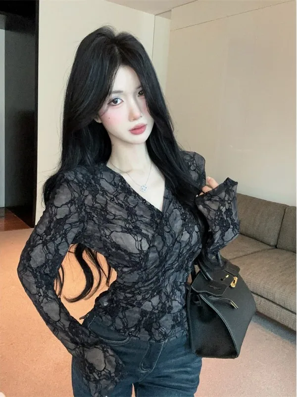 

Сексуальная женская фланелевая блузка с V-образным вырезом и кружевом, модная, с длинным рукавом, складная, трендовая базовая рубашка Nicole Rose