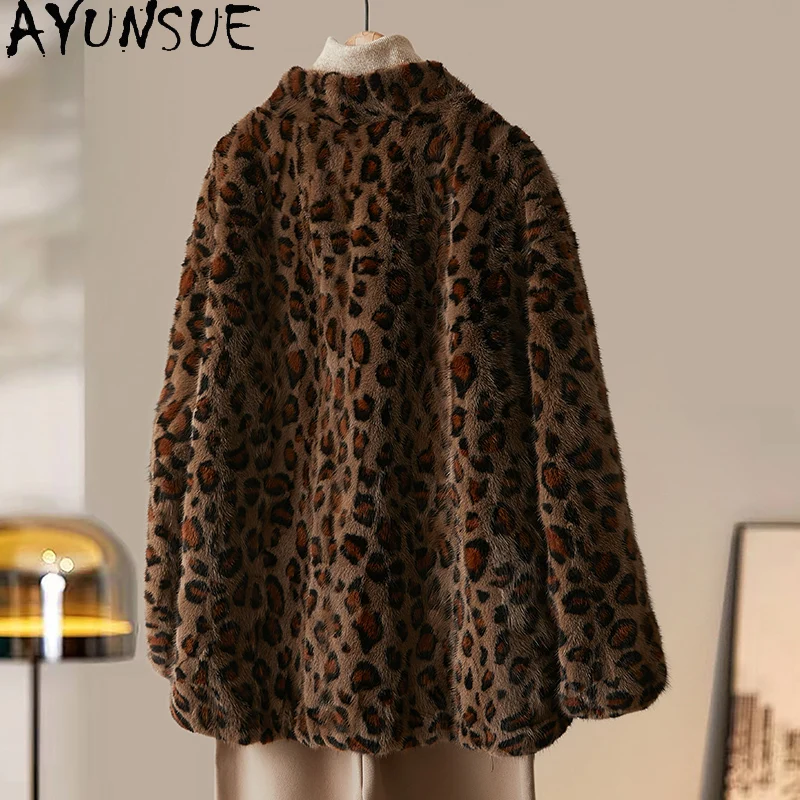 معاطف فرو المنك من AYUNSUE للنساء 2025 معاطف وسترات شتوية للسيدات ملابس على الموضة الكورية للنساء Pelzmantel Damen