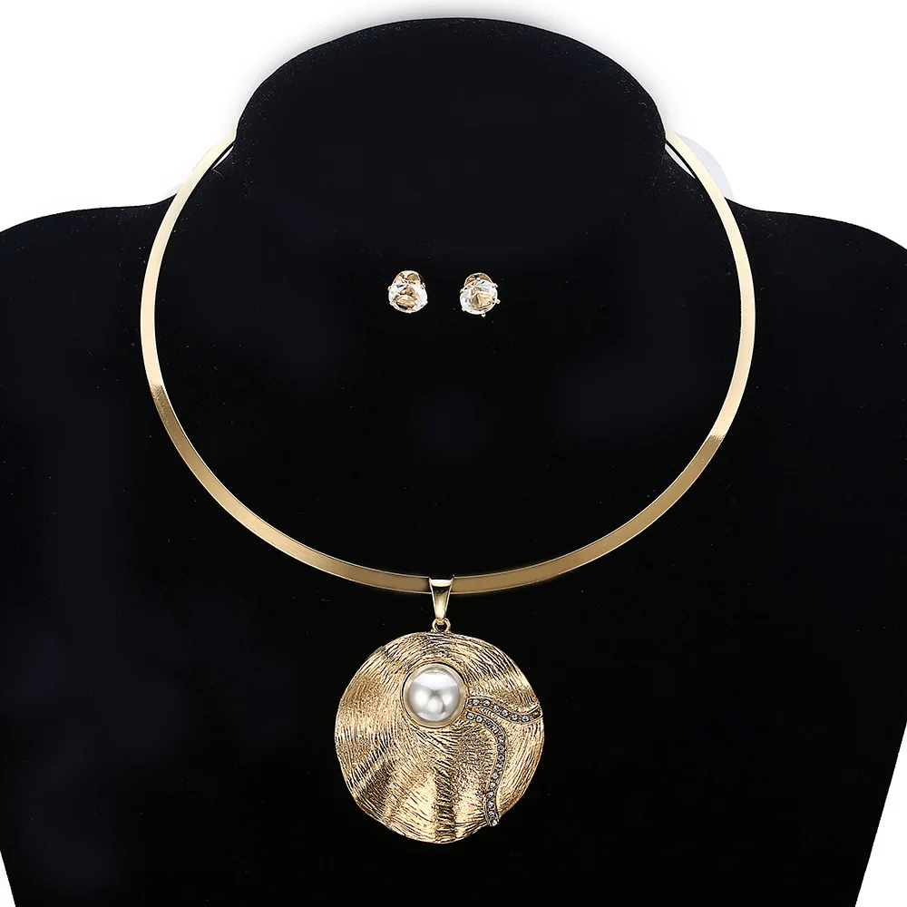 Ginkgo biloba leaf pearl pendant collar women's necklace set, Amazon cross-border jewelry wish necklace source