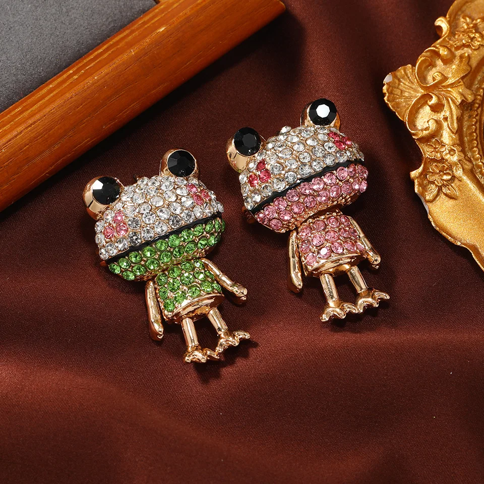 Creative Cute Rhinestone Rotatable Frog Brooches For Women Men Animal Brooch Pins Clothes Accessories Lovers Party Jewelry Gifts