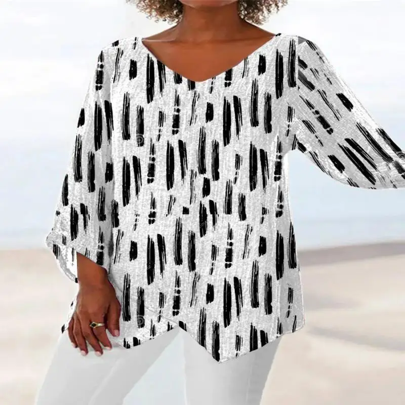 

Plus Size Women Asymmetrical 3/4 V-neck Striped Top