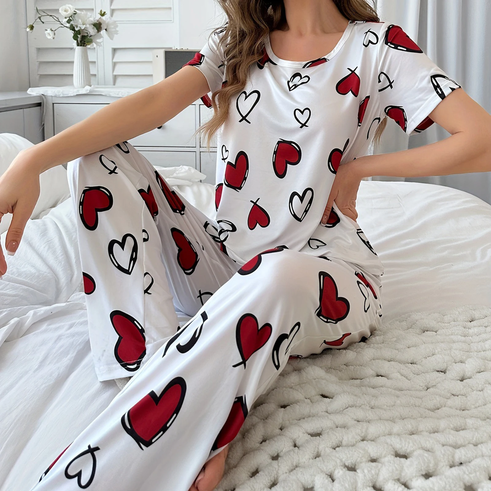 طقم بيجامات نسائي لعيد الحب مطبوع عليه قلب وأكمام قصيرة بلوزات وسراويل مكونة من قطعتين ملابس للاستلقاء #5