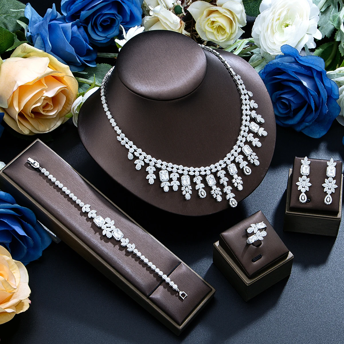 مجموعة مجوهرات عصرية مكونة من 4 قطع للمهرجانات وحفلات أعياد الميلاد وأسلوب رومانسي وأنيق، تصميم فريد ومبتكر #2