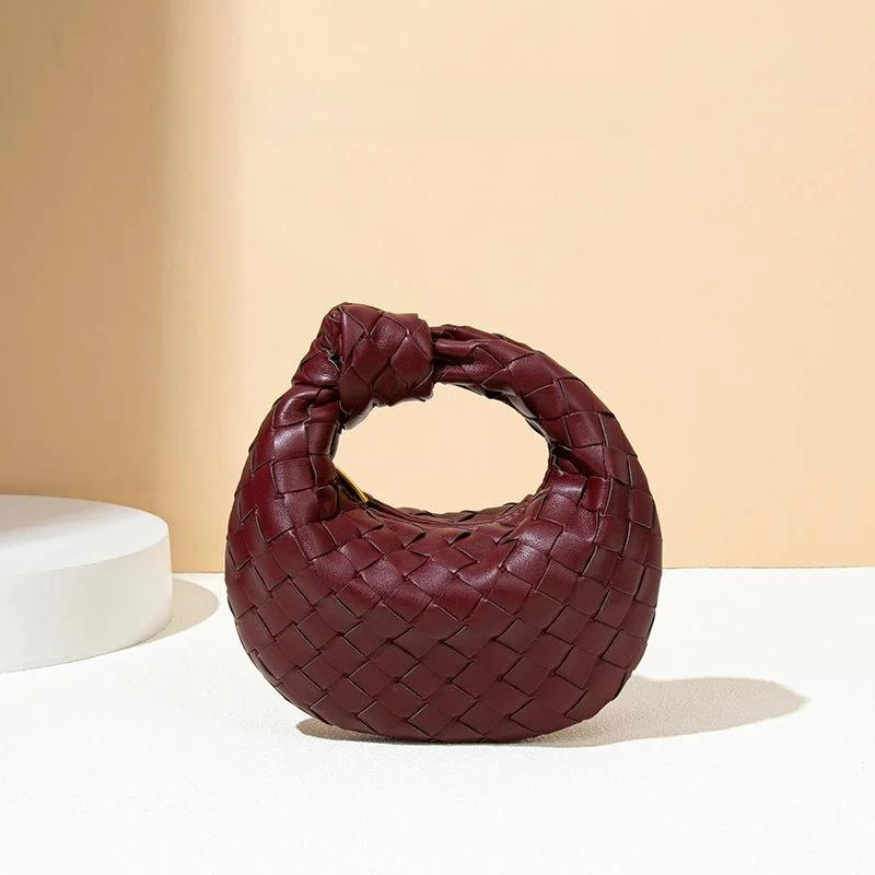 Spring 2025 Women's Handbag Woven Lipstick Bag Convenient Closure Dumpling Bag Fashionable Everyday Handbag