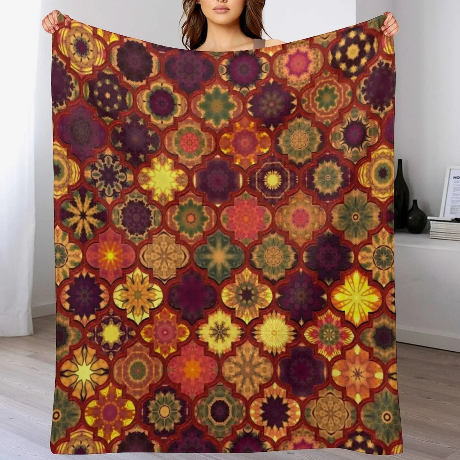Moroccan Tile Pattern, Golden red Throw Blanket Fluffy Cozy Throw Blanket for Home Decor