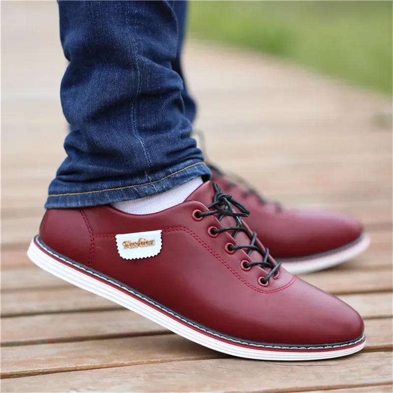 Sapatos casuais masculinos de couro PU, Sapatos esportivos respiráveis ao ar livre, Mocassins de moda masculina, Sapatos de caminhada