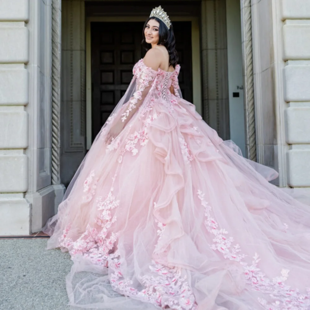 Personalizado rosa quinceanera vestido de baile 3d flor applique contas capa sheer espartilho doce 16 vestido vestidos xv años yqd450