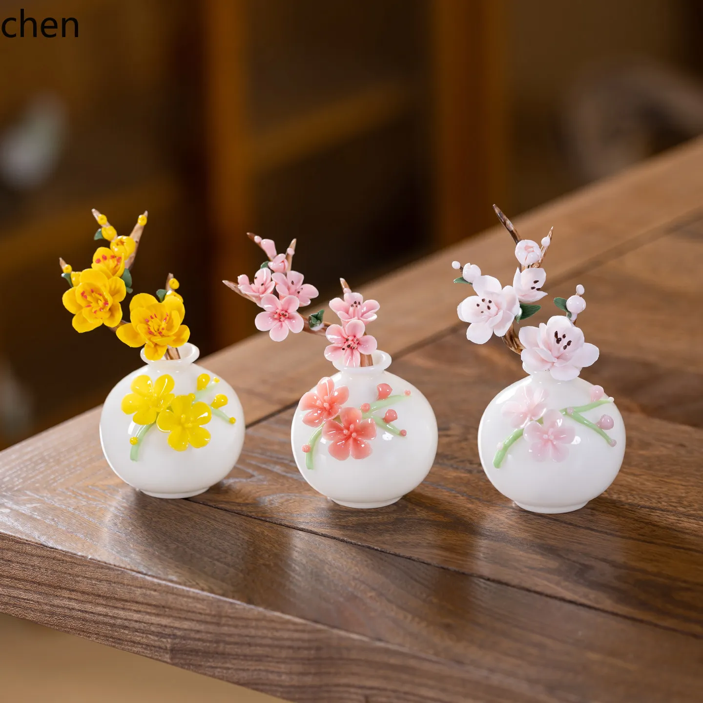 HT Ceramic ice jade hand-kneaded plum vase porcelain small fresh flower vase gift porcelain ornament bottle
