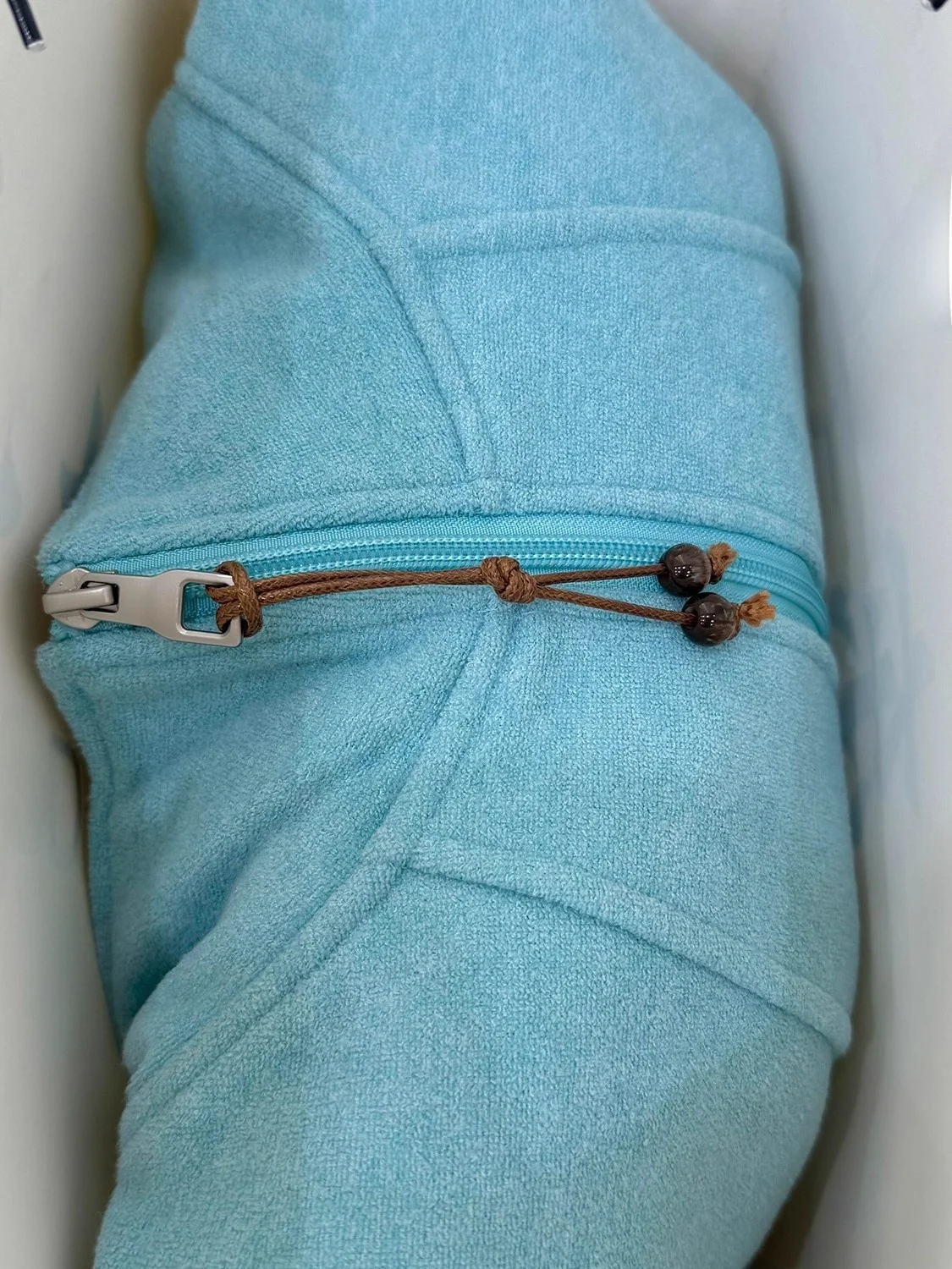 

Утепленная флисовая толстовка на молнии цвета «Ледяной синий» в корейском стиле для женщин больших размеров: удобная, приятная к телу