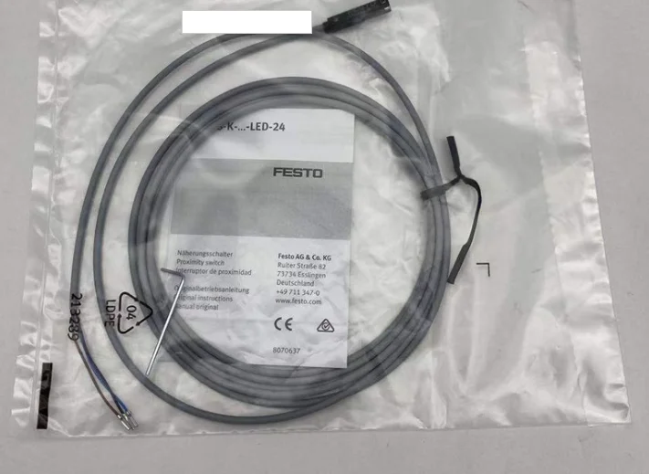 2pcs New Original FESTO 2.5-meter springs magnetic switch SME-8-K-LeD-24 150855