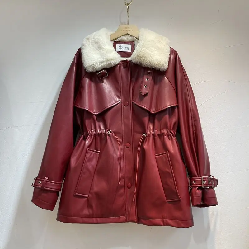 ฤดูหนาวคุณภาพสูงและระดับรูปลักษณ์สูงผู้หญิงรักษาความอบอุ่นพี่สาวอ้วนเอวกำมะหยี่หนาแจ็คเก็ตหนังใหม่