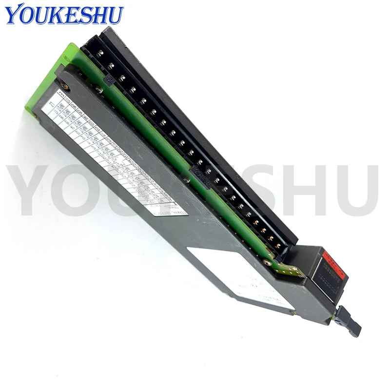 Inventário novo e original 1771-IAD Spot