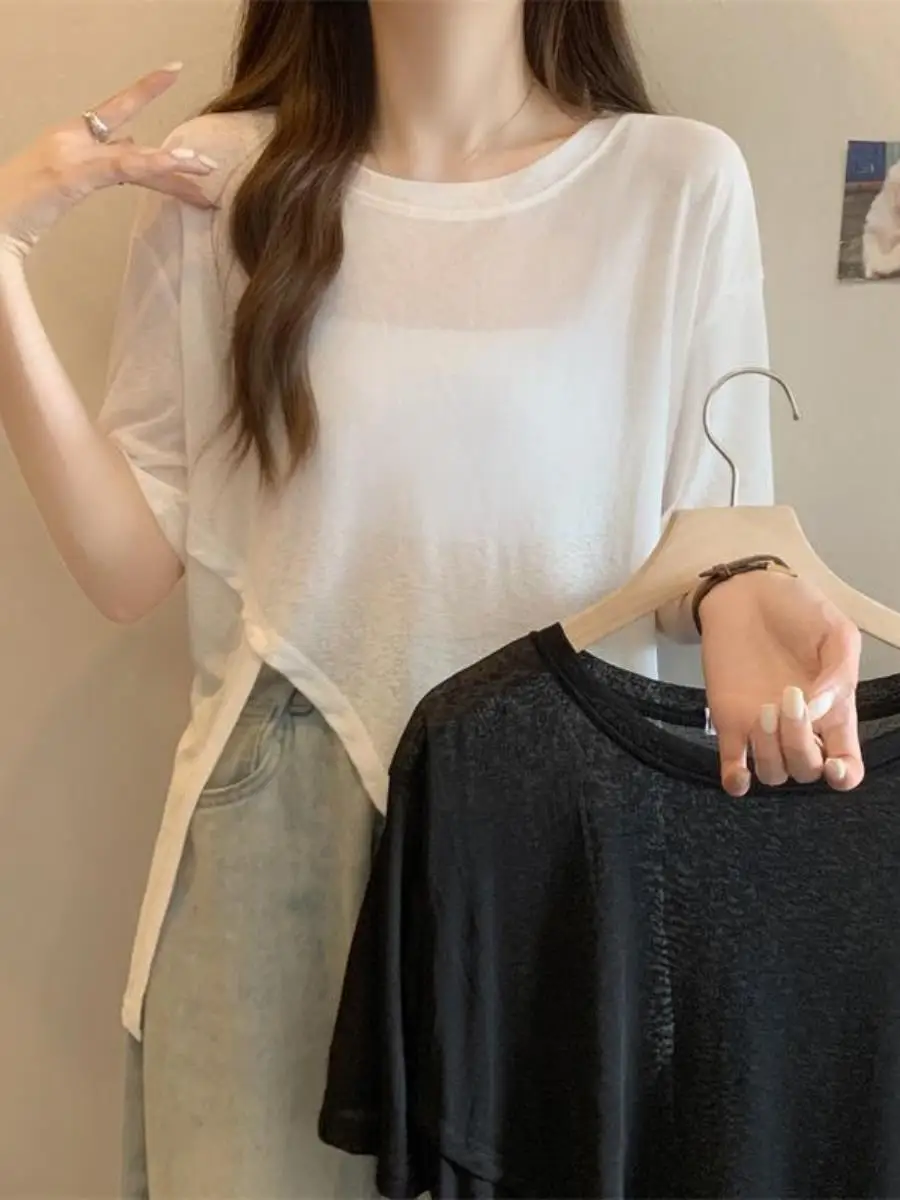 camiseta-de-seda-gelada-fina-de-manga-curta-com-fenda-assimetrica-protecao-solar-novo-modelo-solto-com-bolso-e-lenco-desig
