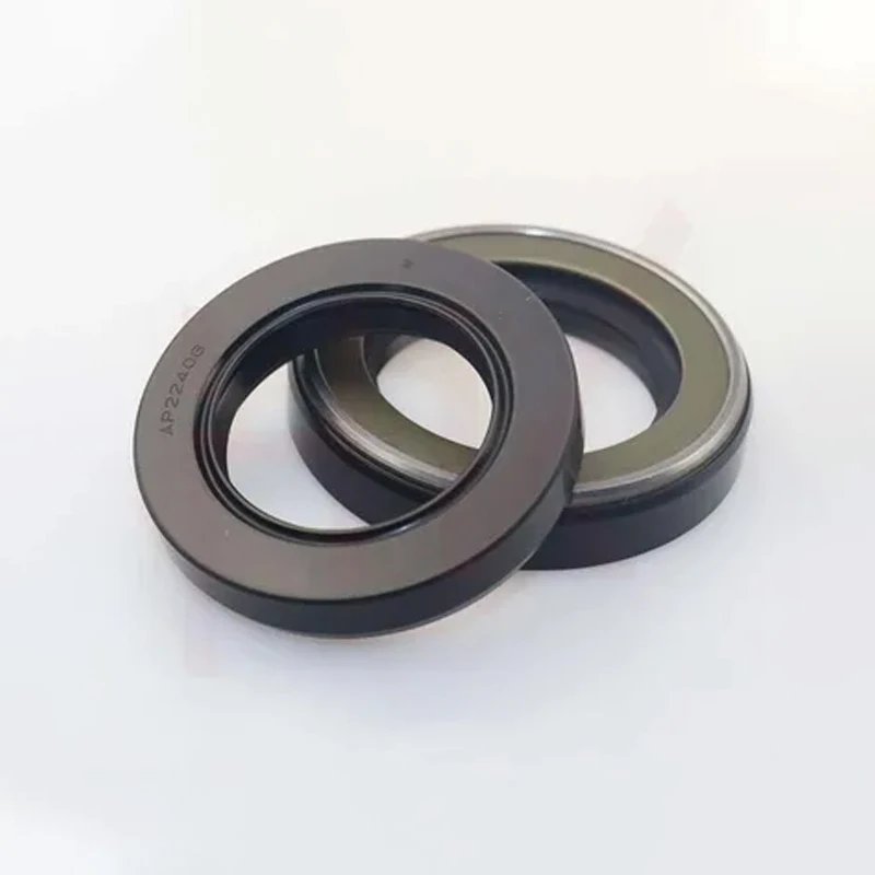 

For EC140 EC140B EC140C EC140D EC140E EC150 EC160B AP2240G 14621703 Travel Motor Shaft Seal