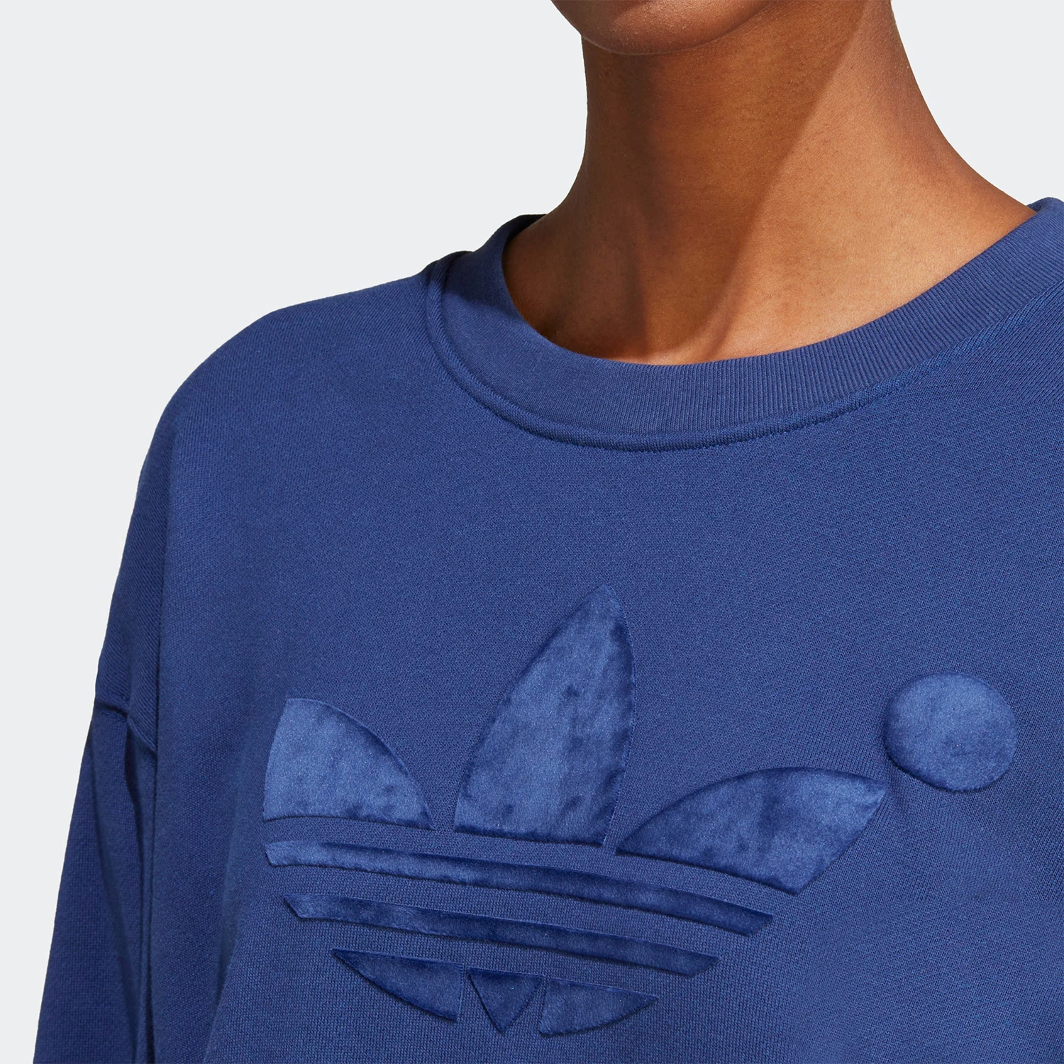 [アディダス オリジナルス] レディース ラウンドネック プリント カジュアル スウェットシャツ IB4551