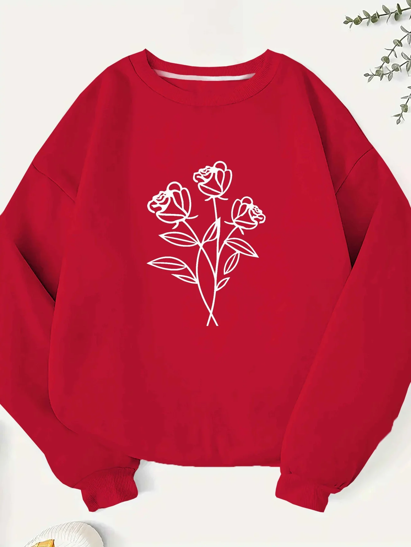 سويت شيرت نسائي أنيق مقاس كبير مع فن خط الورود السوداء - بوليستر مريح، كم طويل، رقبة دائرية - مثالي لخريف/شتاء