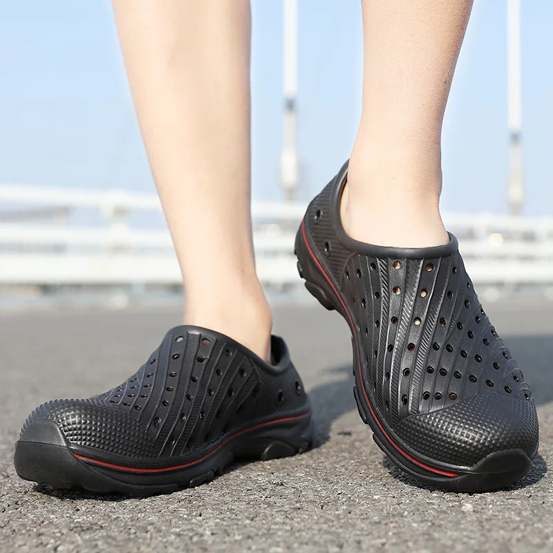 Summer Men Sandals Light EVA Men's Casual Shoes Hole Sneakers Clogs Home Garden Outdoor Male Beach Flat Slippers MSH014
