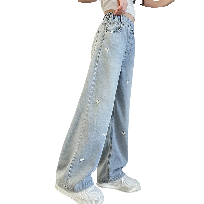 Pantaloni di jeans sottili a taglio dritto a gamba larga da donna nuovi estivi Materiale Lyocell Love Heart Design Jeans per ragazze delle scuole medie