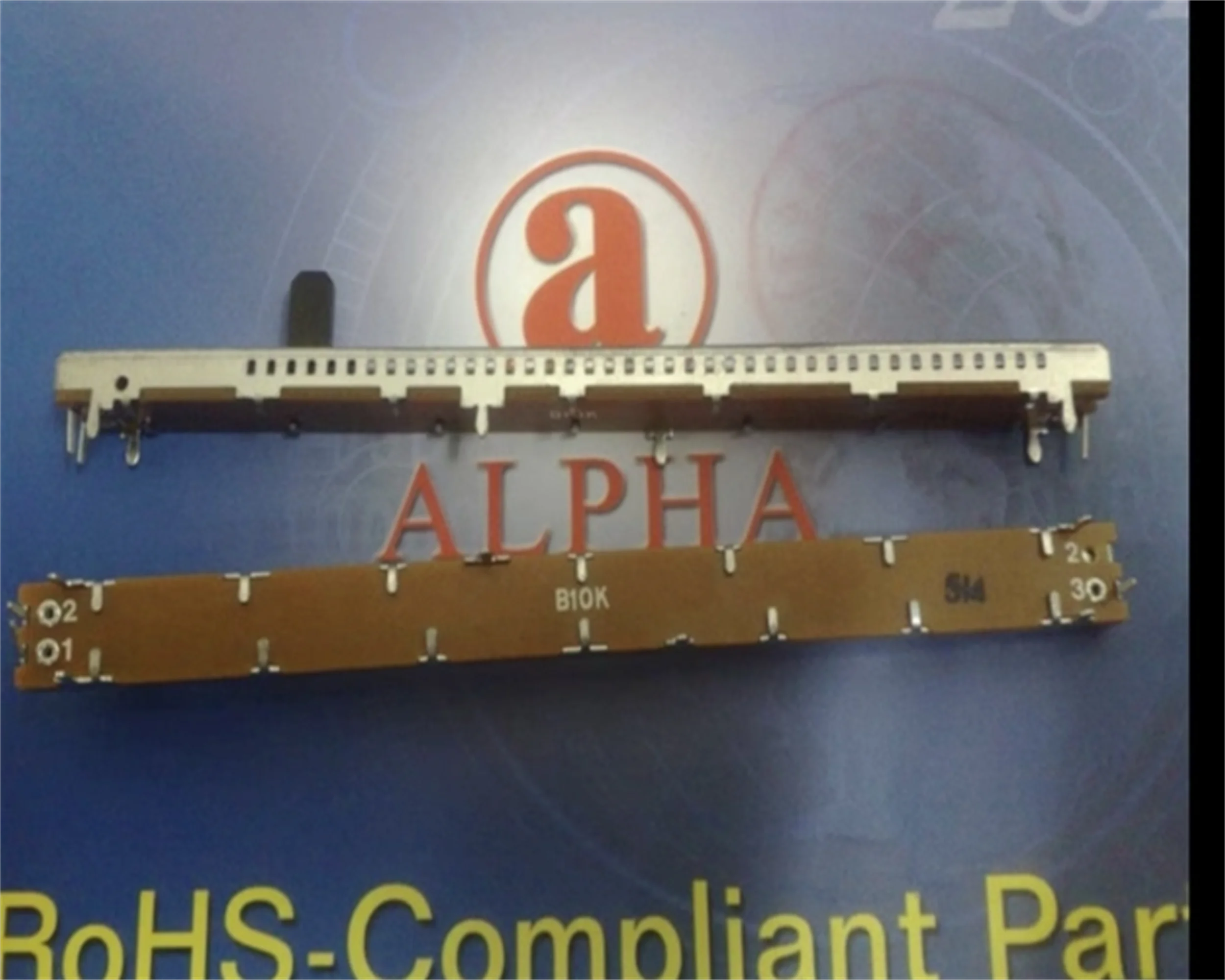 1 piece ALPHA 11.7cm direct sliding potentiometer B10K single link with stepper plastic shaft length 10MM shell oxidation