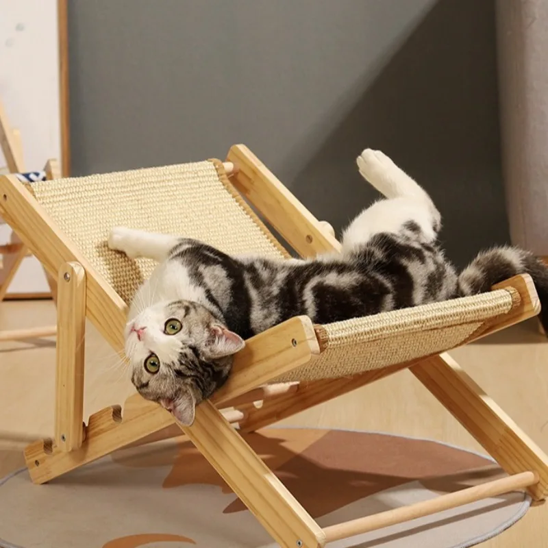 Integrated solid wood is resistant to scratching and not easy to drop chips, cat recliner shaker pet supplies