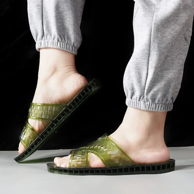 Men's Crystal Clear Jelly Sandals Non-Slip Soft Rubber Bath Slippers for Summer Home and Shower Use Anti-Odor Wear-resistant