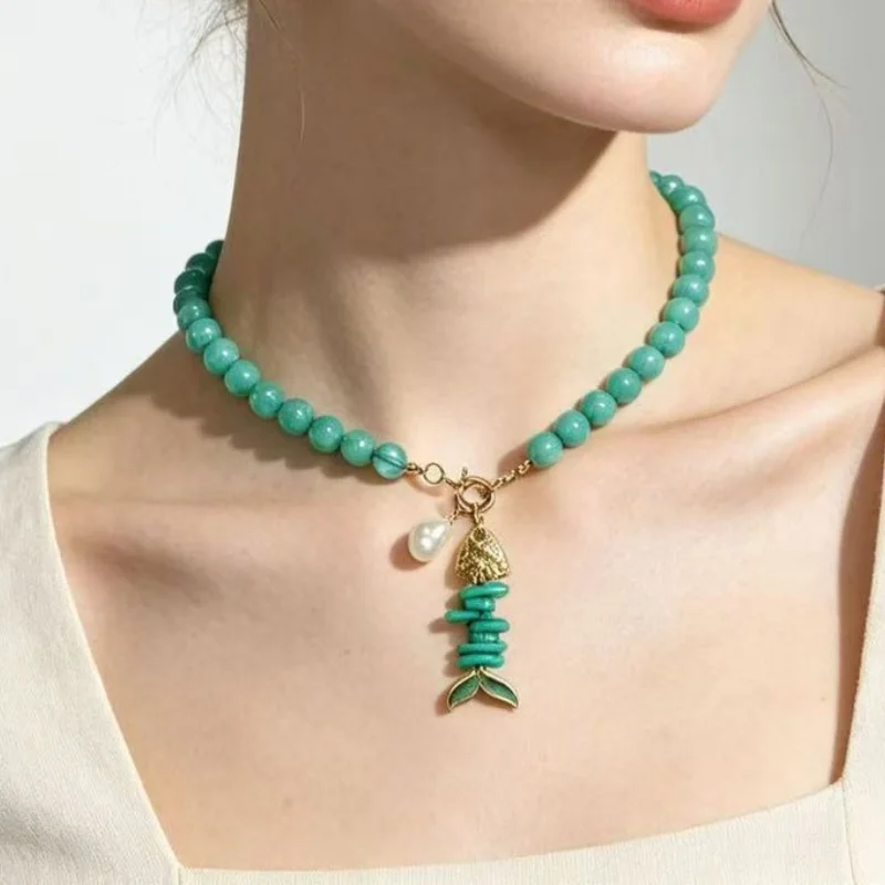 Bohemian Resin Necklace for Women with round Bead Fishbone Pendant High-End Feel Perfect Accessory for Vacation Parties