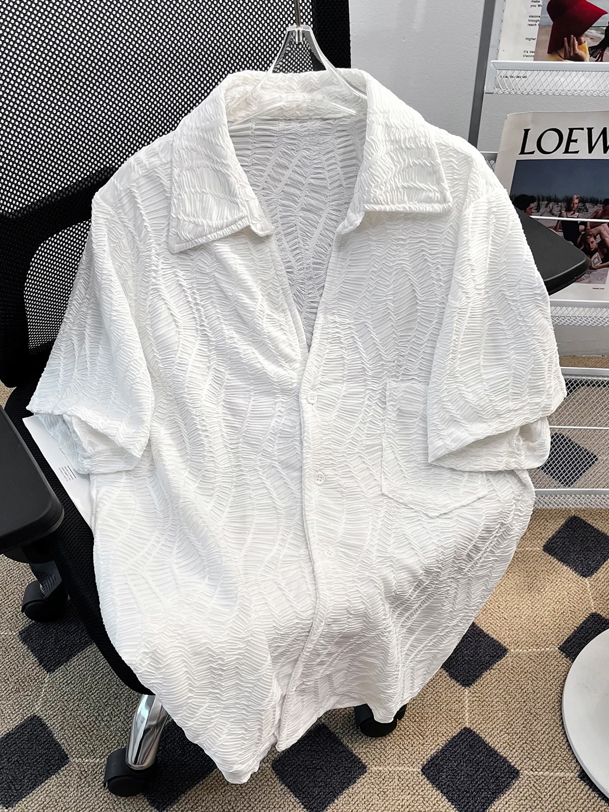 

Summer Thin ort Sve Casual irt Men's Hong Kong Sle Retro Design Ice Silk Fabric Breathable Loose Fit Youth Faion