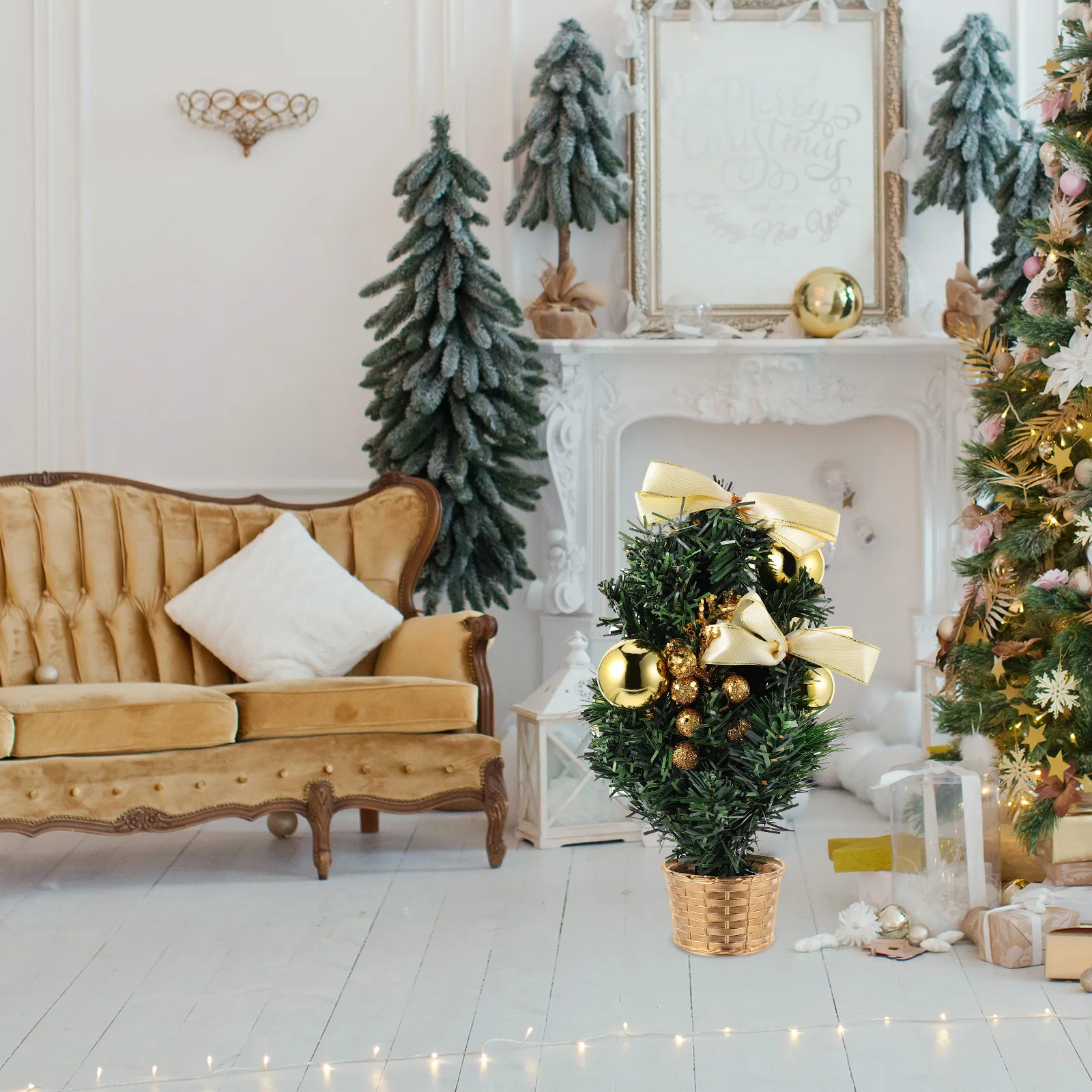 

1Pcs Mini Christmas Tree Adornment Delicate Christmas Desktop Decoration Festival Ornament for Home Shop Party Table