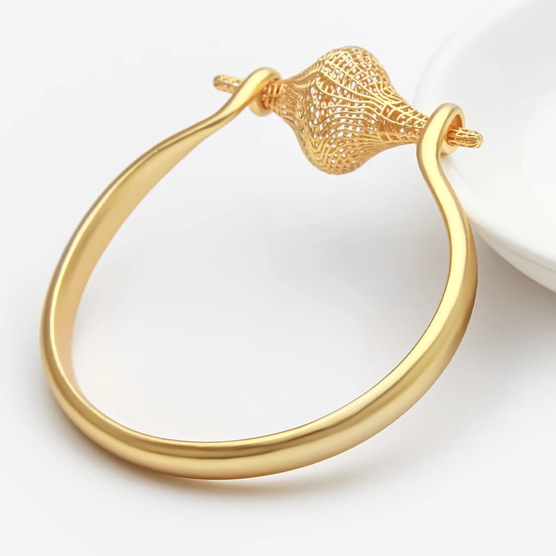 IVOG Retro Hollow Mesh Gourd Bangle For Women Fashion Bold Statement Rotatable Bracelet Minimalist Jewelry